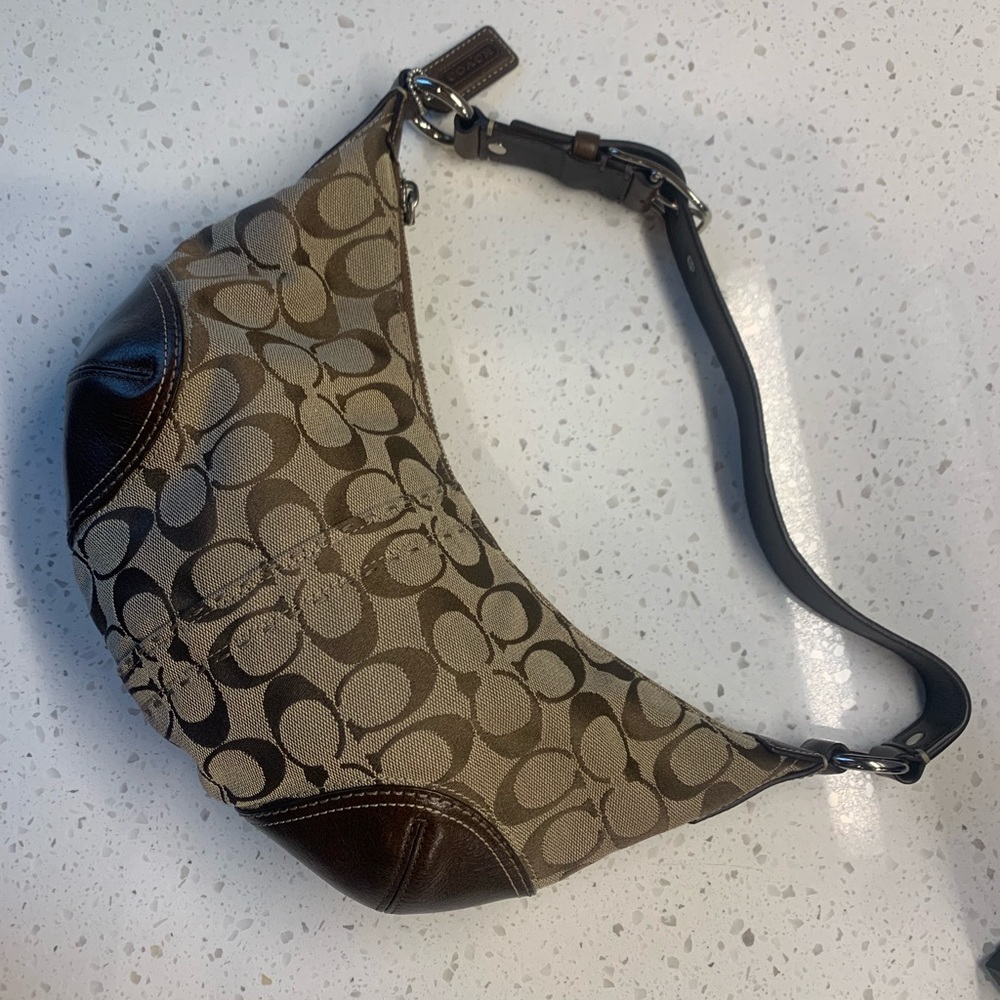 NWOT Coach shoulder/small/mini/micro shoulder bag in signature canvas